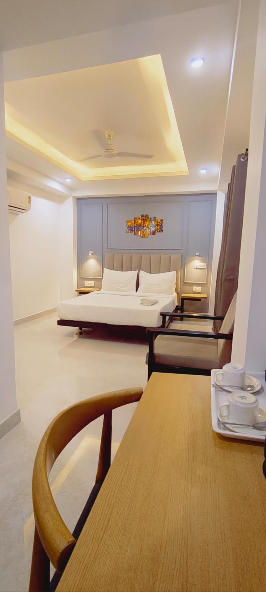 Hotel Mavens House Artemis Hospital Road Gurgaon Exterior photo