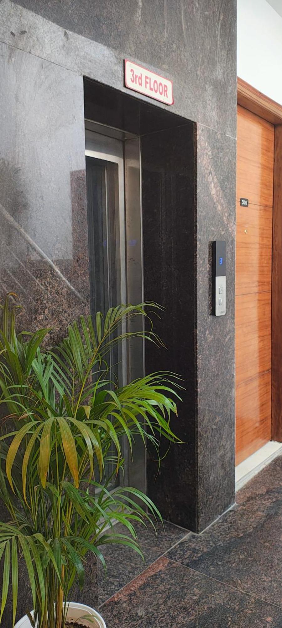 Hotel Mavens House Artemis Hospital Road Gurgaon Exterior photo