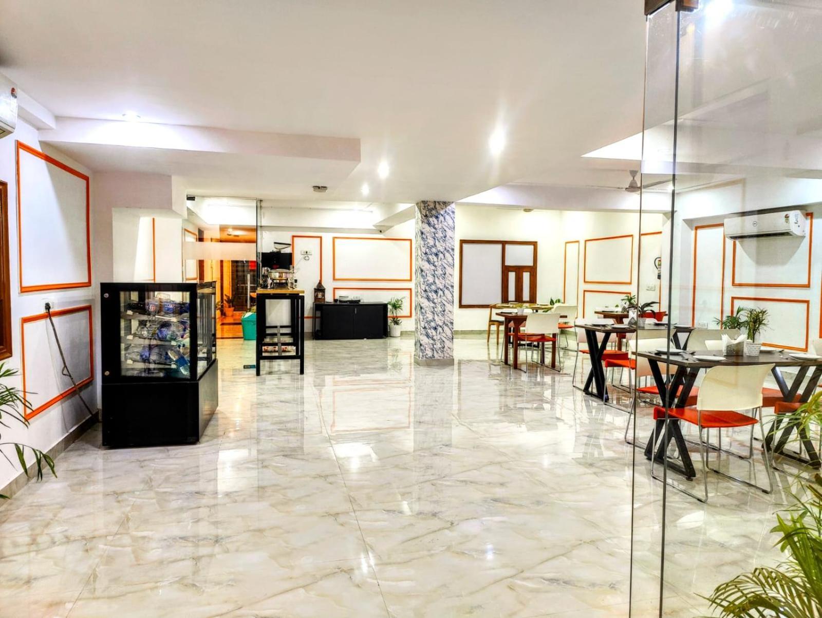 Hotel Mavens House Artemis Hospital Road Gurgaon Exterior photo