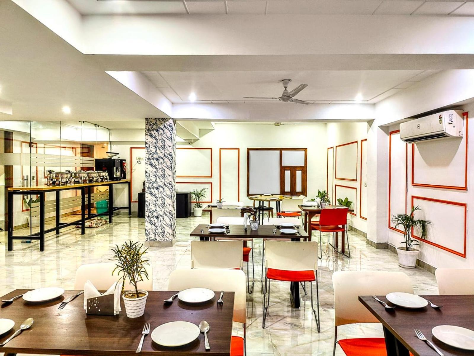Hotel Mavens House Artemis Hospital Road Gurgaon Exterior photo
