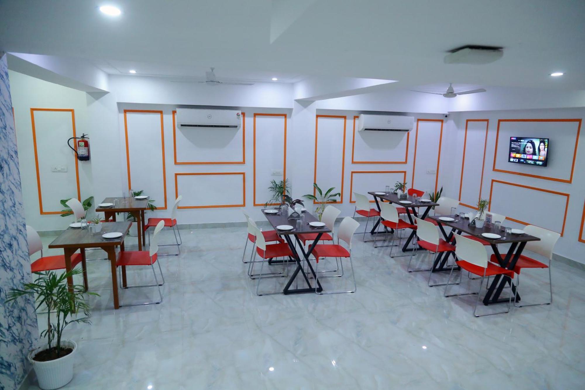 Hotel Mavens House Artemis Hospital Road Gurgaon Exterior photo