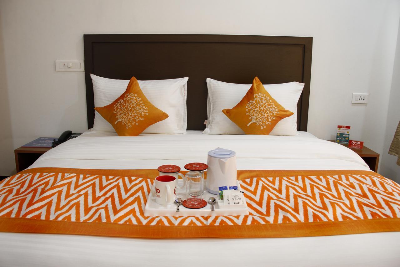 Hotel Mavens House Artemis Hospital Road Gurgaon Exterior photo